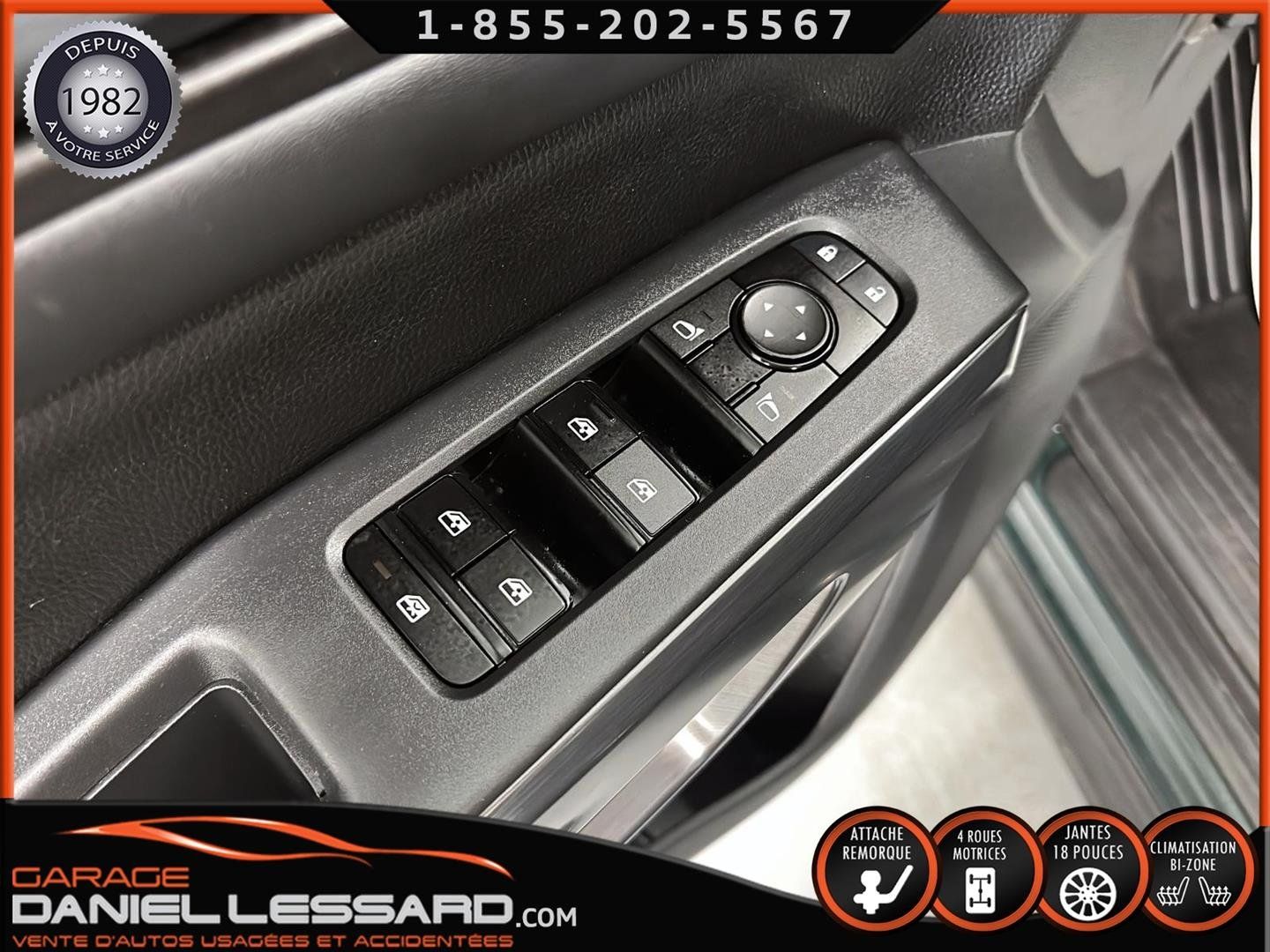 Nissan Pathfinder 2023 - Thumbnail 15