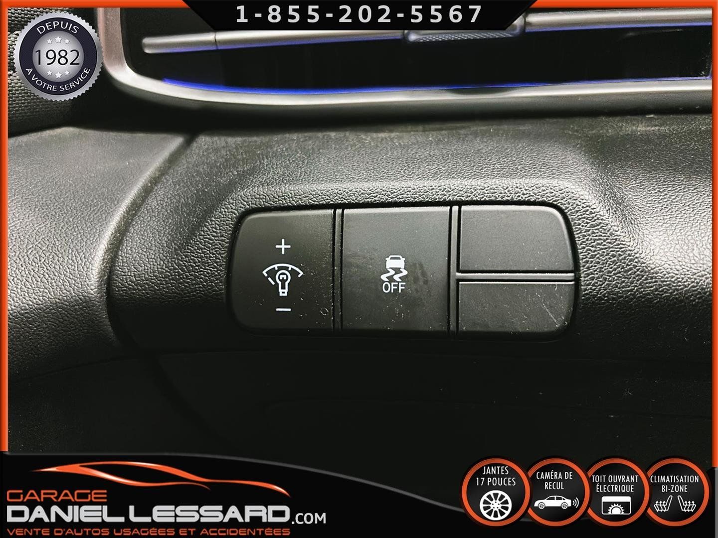 Hyundai Elantra 2025 - Thumbnail 16