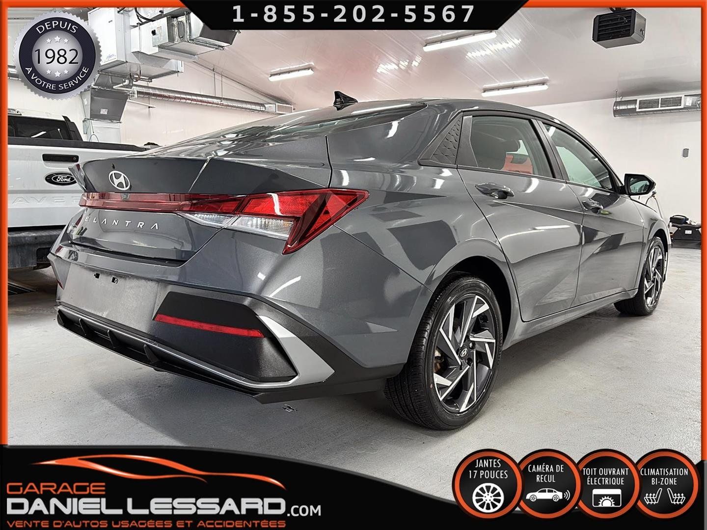 Hyundai Elantra 2025 - Thumbnail 3