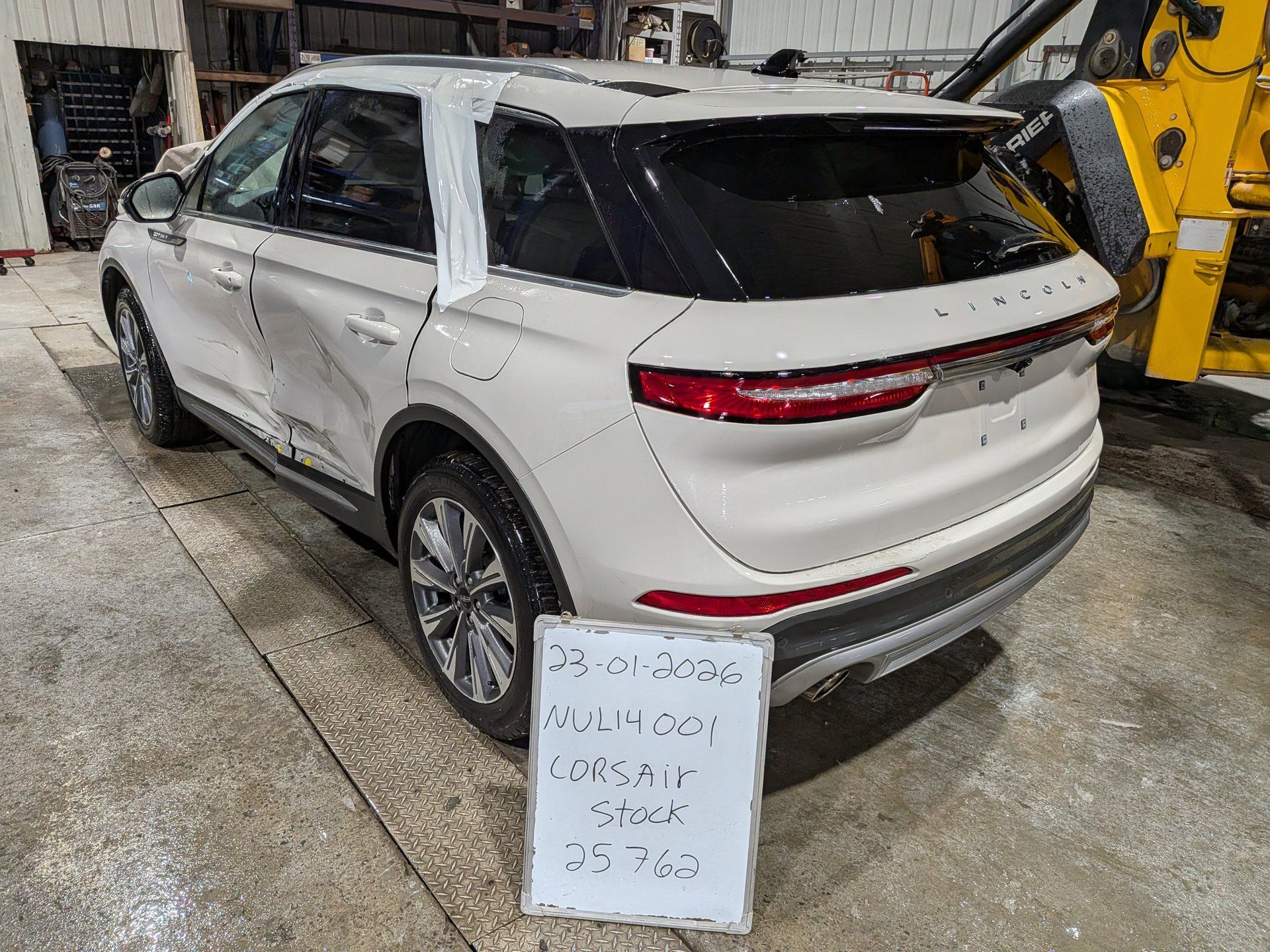 Lincoln Corsair 2022 - Image 65