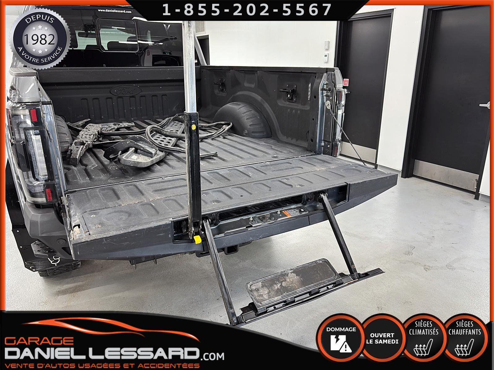 Ford F-250 2022 - Image 11