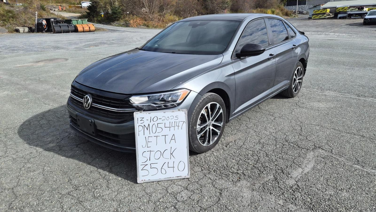 Volkswagen Jetta 2023 - Image 58