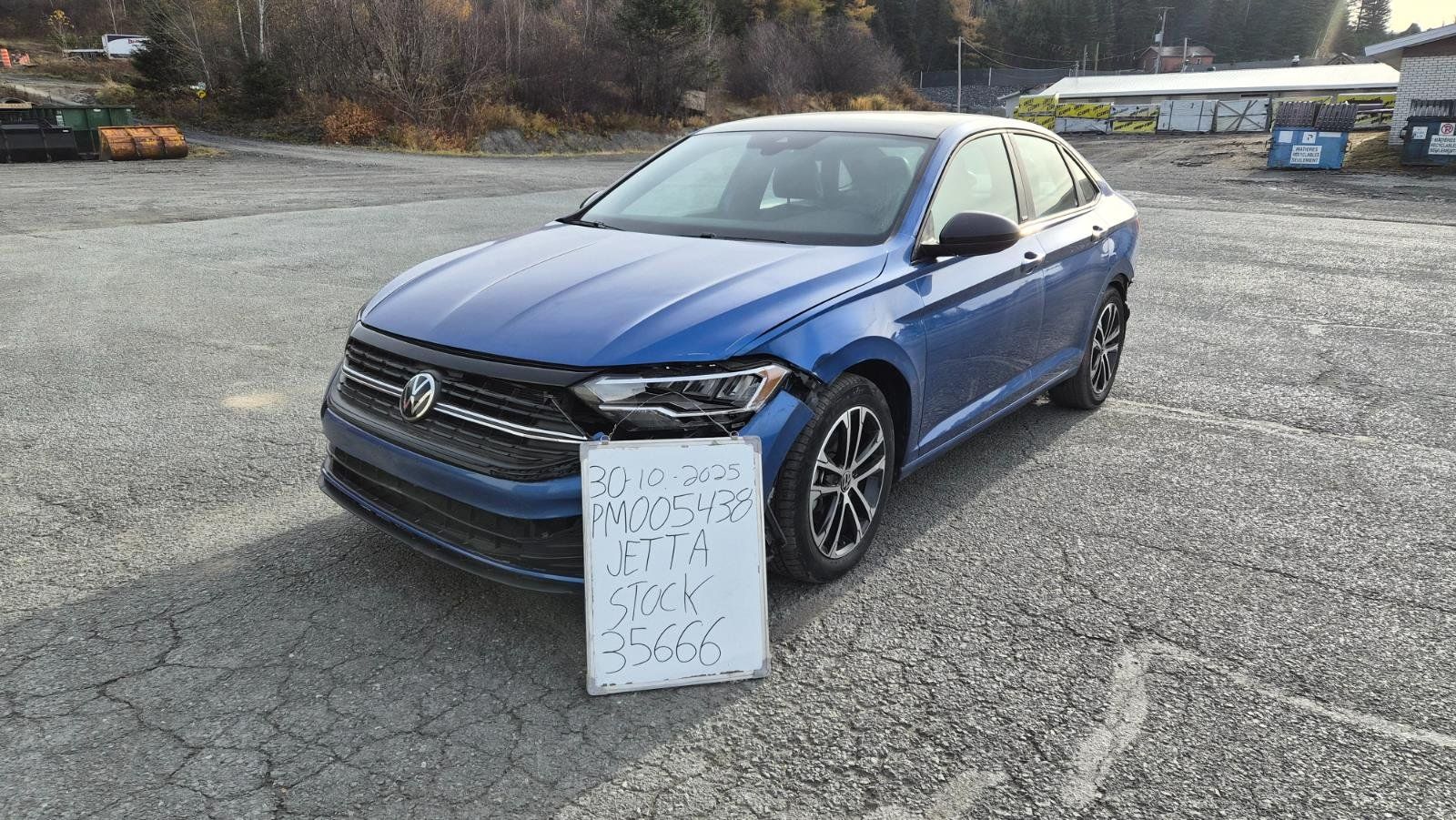 Volkswagen Jetta 2023 - Image 37