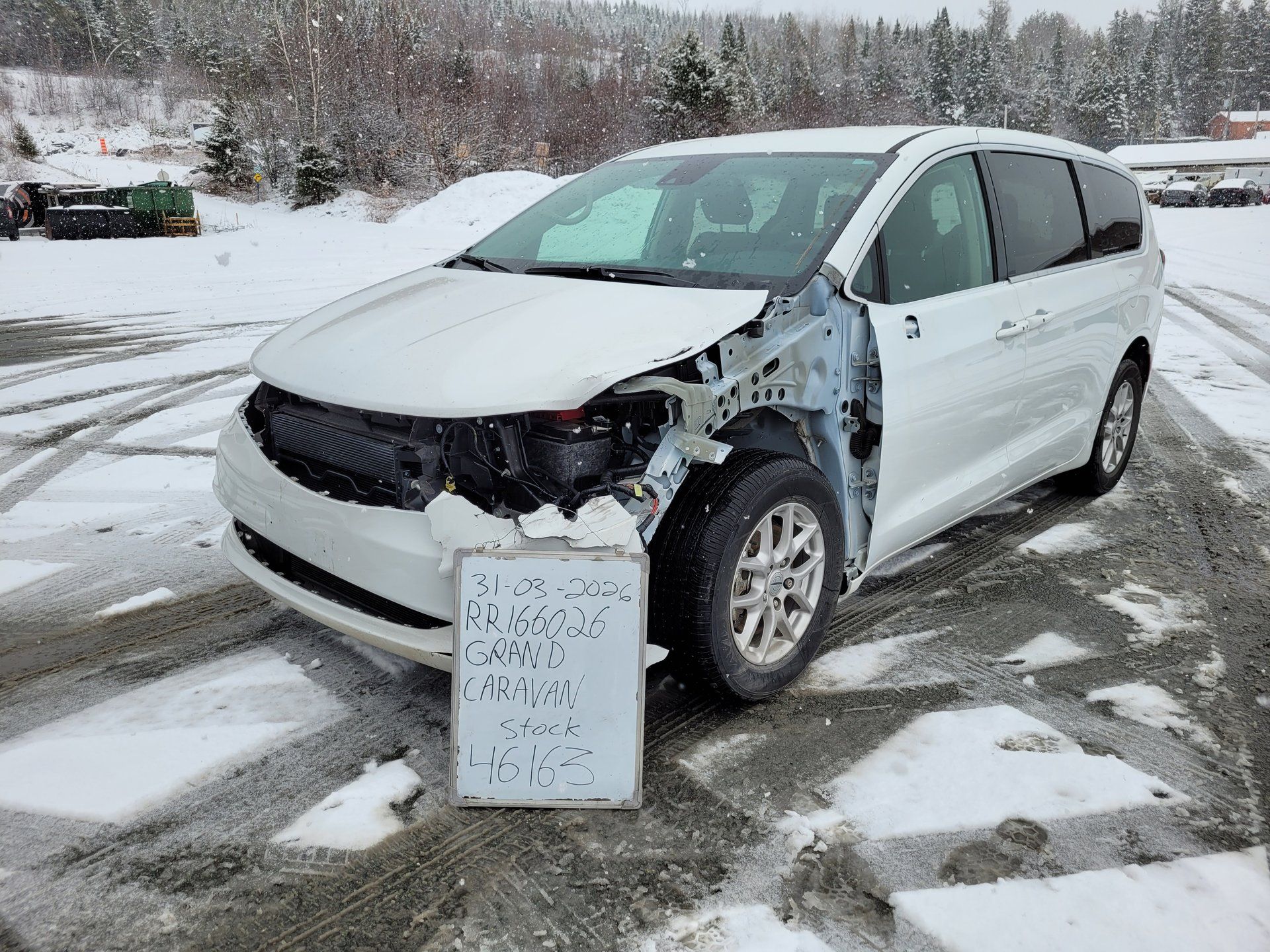 Chrysler Grand Caravan 2024 - Image 40