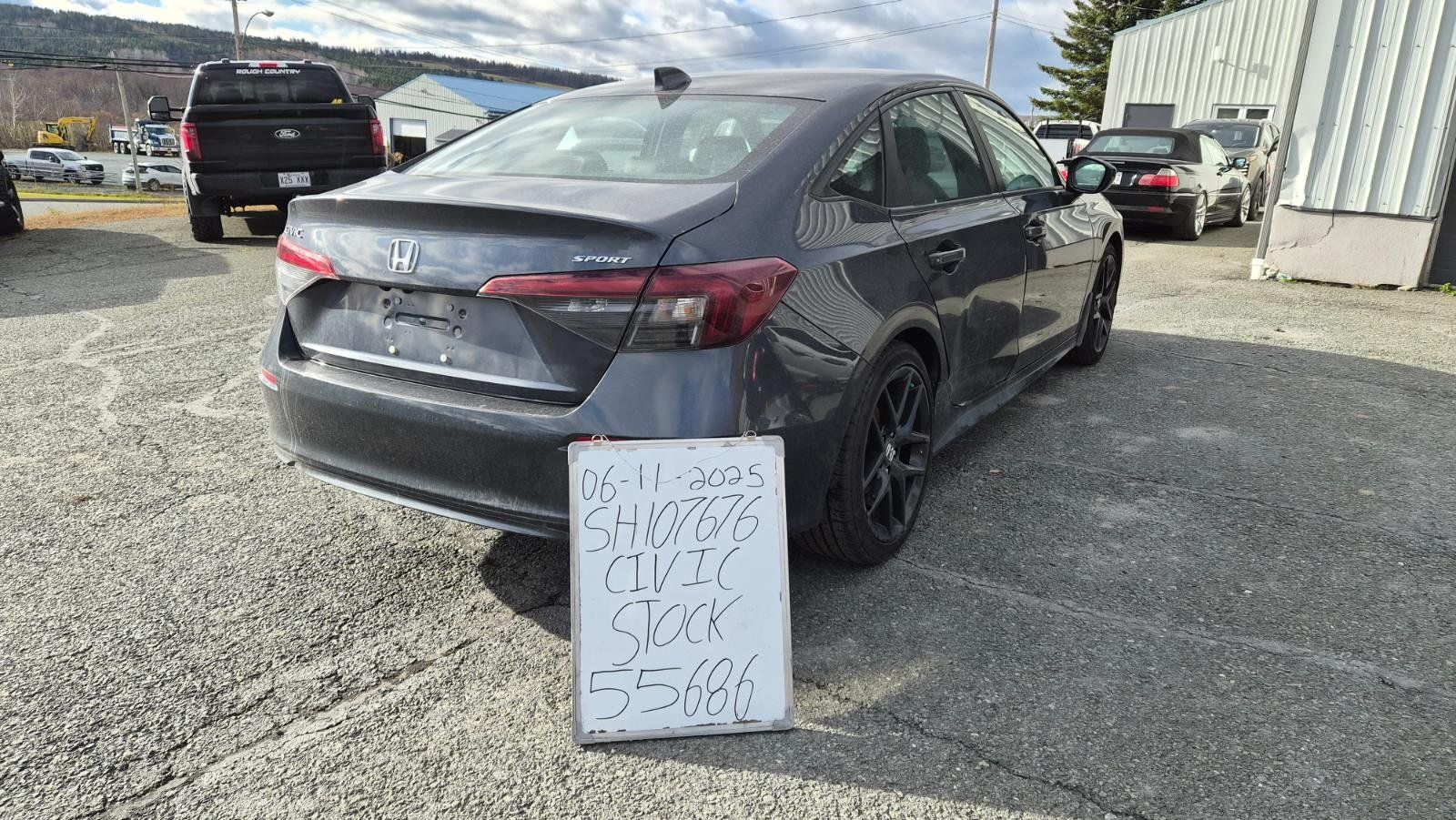 Honda Civic Sedan 2025 - Image 44