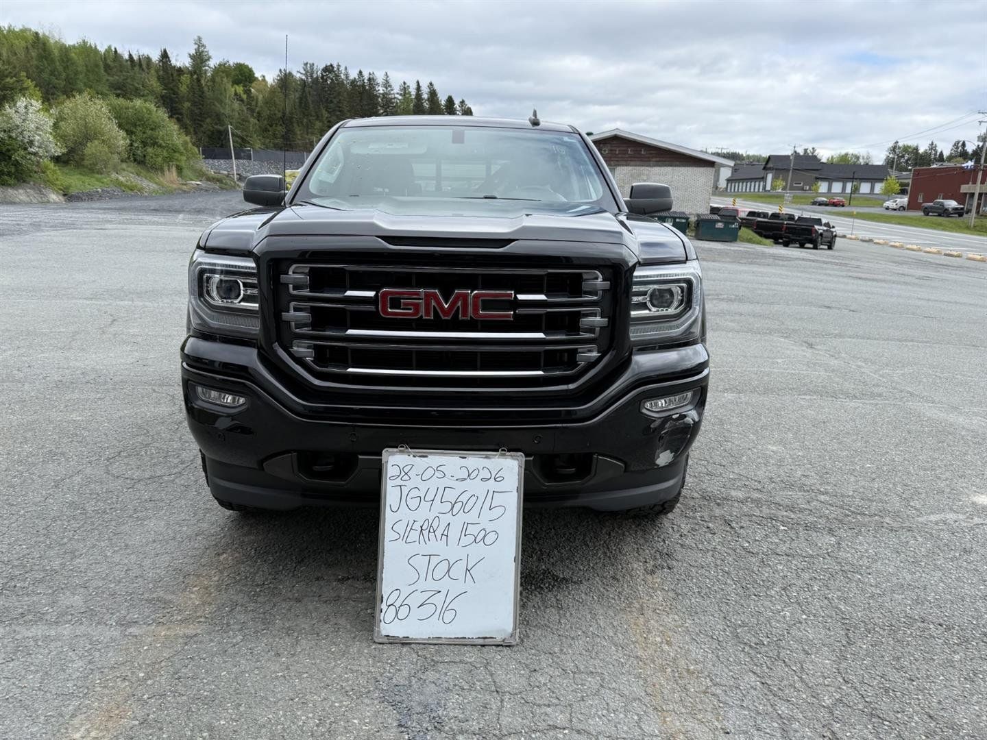 GMC Sierra 1500 2018 - Image 55