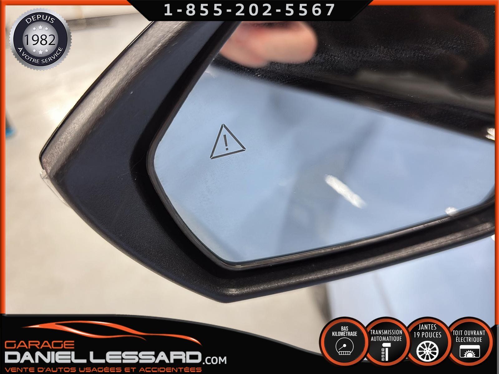 Hyundai Elantra N 2023 - Thumbnail 45