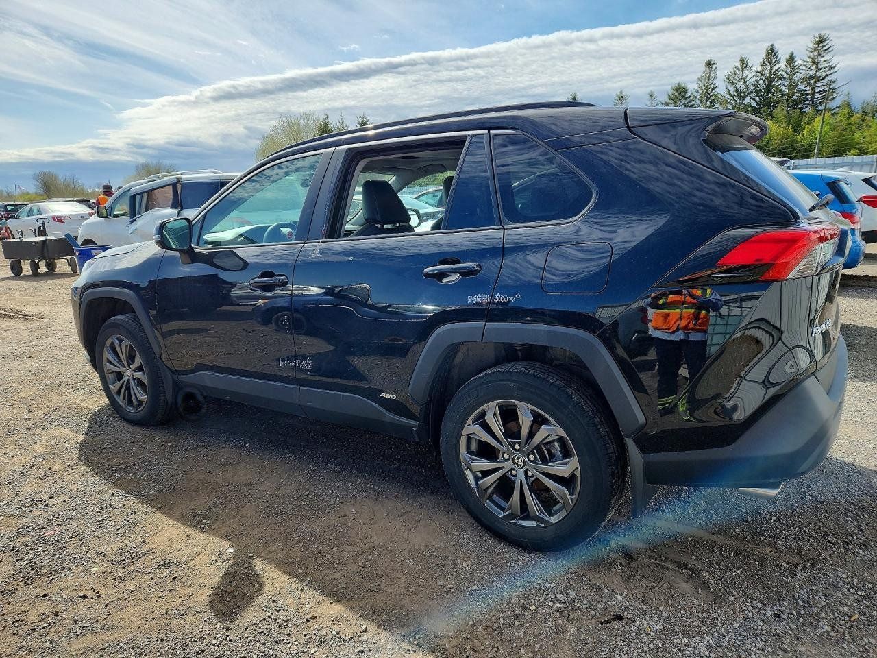 Toyota RAV4 2023 - Thumbnail 6