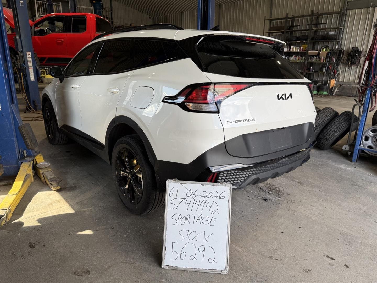 Kia Sportage 2025 - Thumbnail 42